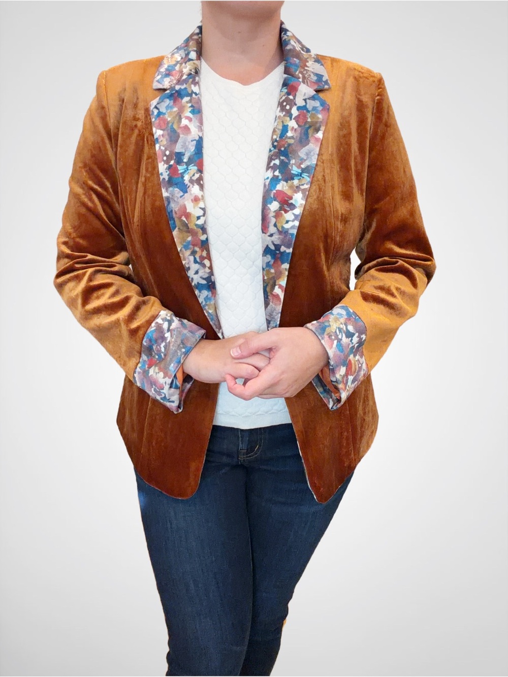 FuTario Rust Velvet Blazer with Floral Trim